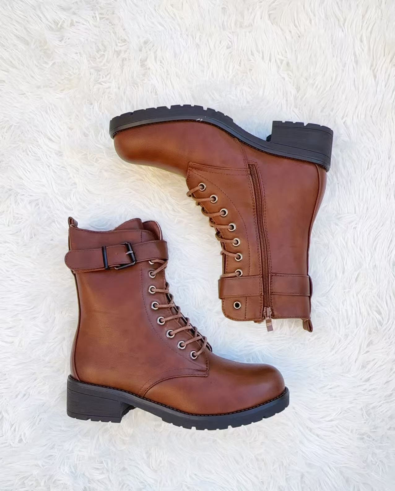 Botas militres de mujer