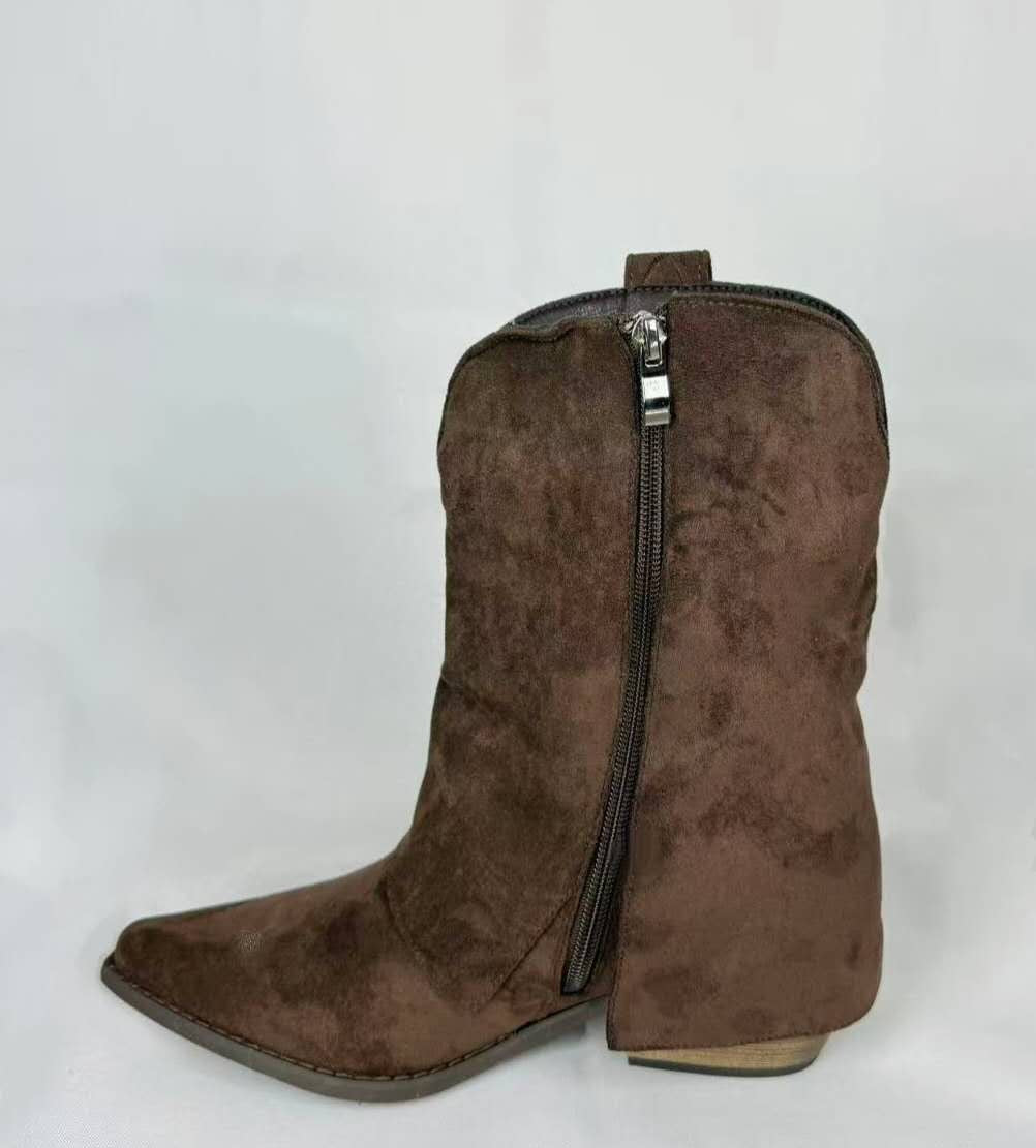 Bota cowboy con flecos y doble capa